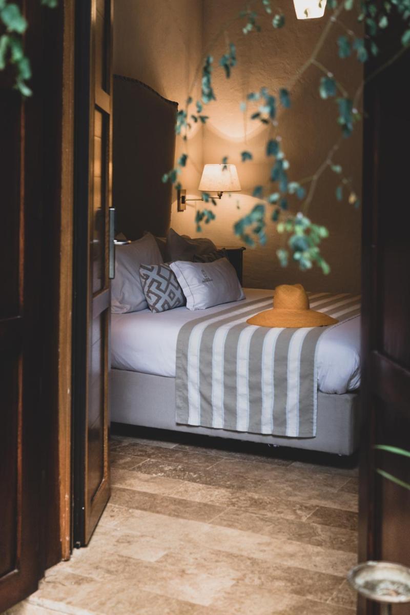 Hotel Boutique Casa Del Arzobispado Картахена Экстерьер фото