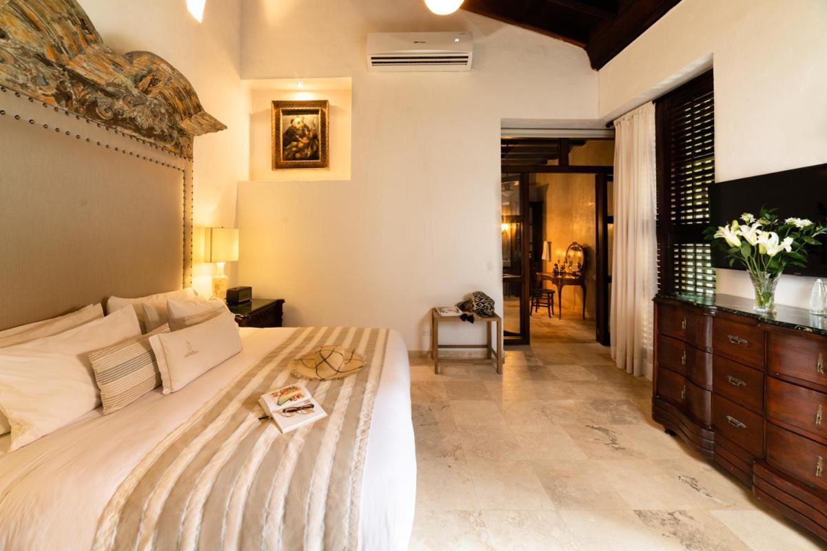 Hotel Boutique Casa Del Arzobispado Картахена Экстерьер фото