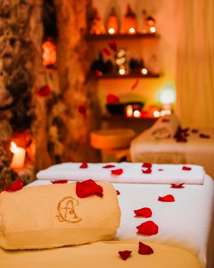Hotel Boutique Casa Del Arzobispado Картахена Экстерьер фото